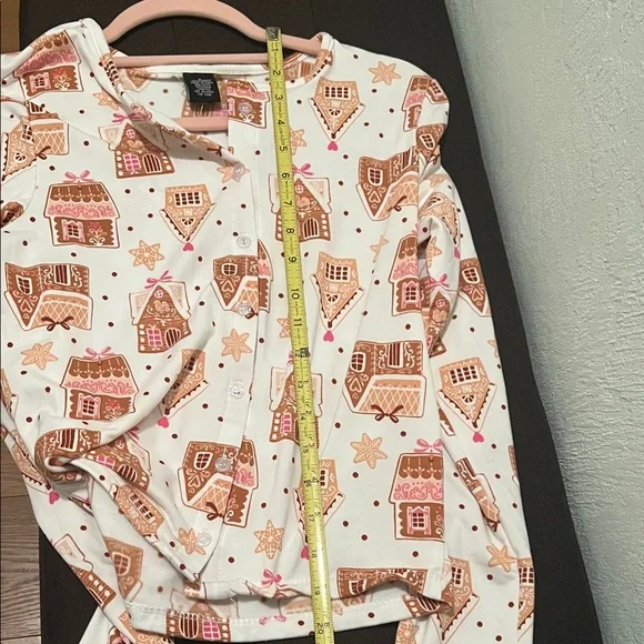 # 0516+ Gingerbread House Pattern Shirt - Brown and Pink - Picture 5 of 5